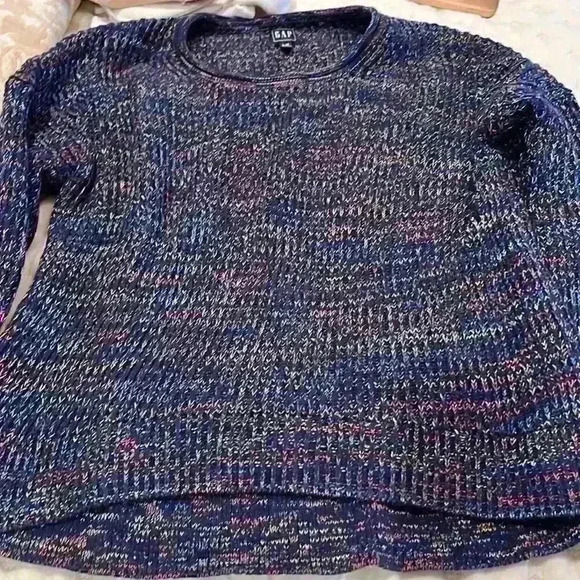 Gap sweater - Picture 1 of 4